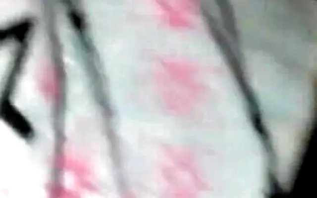 Ay, aaay! Me duele mi chochito! Ingenua e inocente Alumna mexicana culea con su vecino por regalos cuando est&aacute; sola en casa, casero real, no fake