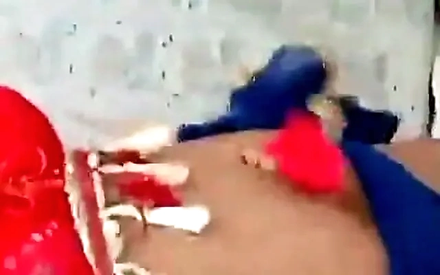 ALUMNA CULONA en el PATIO! Le Doy una COGIDA a una COLEGIALA al Aire Libre (HD)
