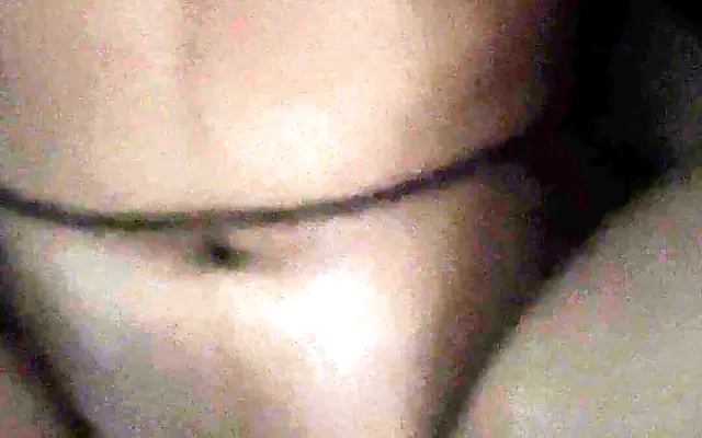 Indian aunty showing sexy boobs