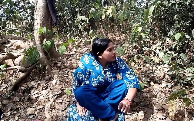 WHORNY FILMS Indian MILF has hot passionate sex