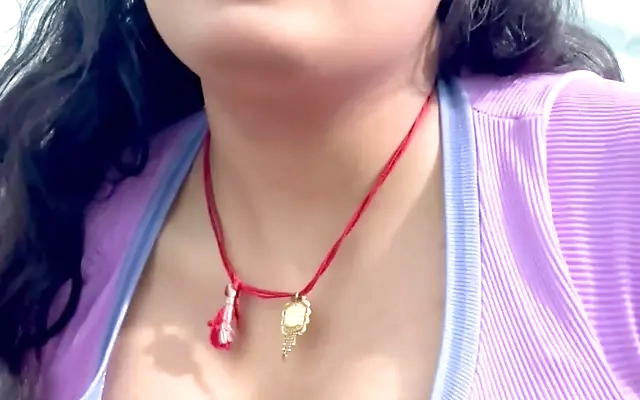 Teen Calls Her Stepmom to Save Her from Shoplifting Situation - Fuckthief
