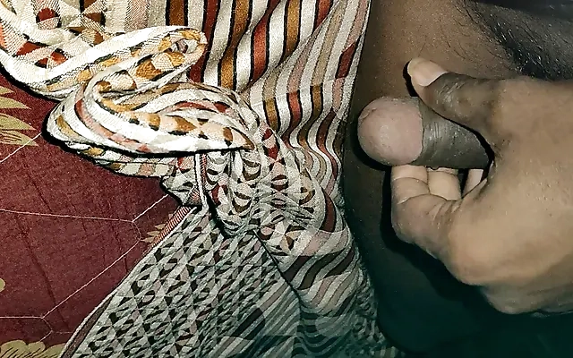 MADRASTA e ENTIADA concorda com fetiches com meio irm&atilde;o A Entiada tarada seduz meio irm&atilde;o, inocente que n&atilde;o gosta mais de sexo.ele pregou a piroca nela