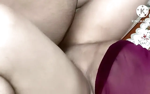 Georgie Lyall Buxom Beauty Rides Fuck Stick