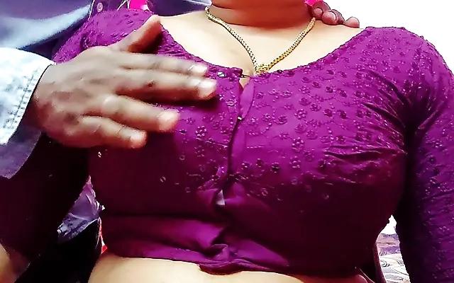 Amateur Group Desi Sex With Two Girls Fucking A Skinny Boy In Indian FFM Threesome