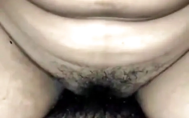 Desi couple hot fuck leads to creampie in tight wet Indian pussy