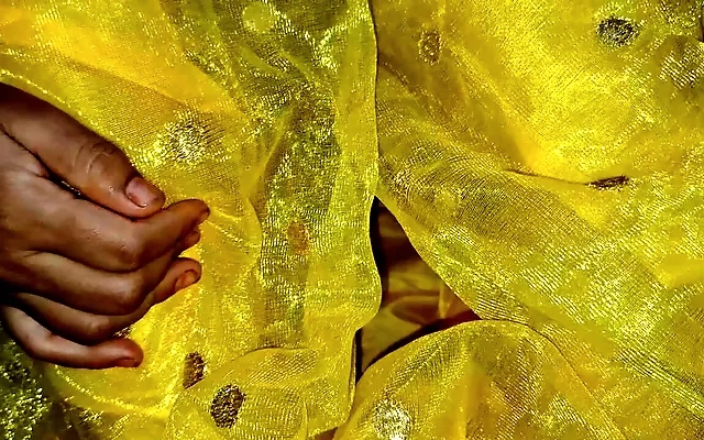 Acordando cheia de tes&atilde;o com a minha namorada (completo no Sheer)
