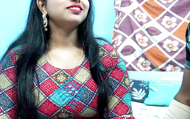 Cheating Stepmom always helpful to indian Stepson, Netu enjoys big cock in hairy pussy