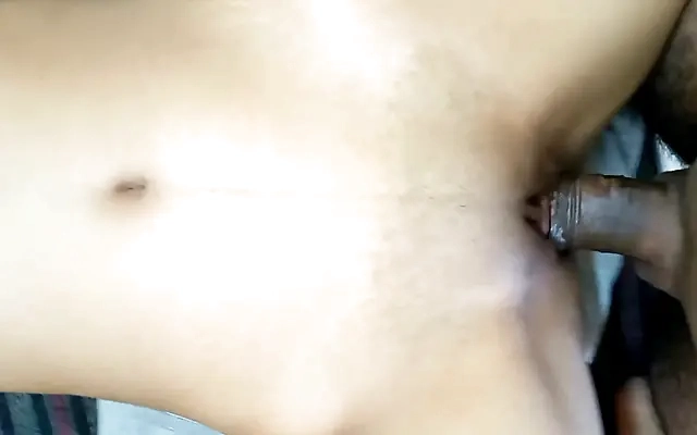 Japanese Wife seduce to Creampie Cheating Fuck at Massage by Masseur in Parlour
