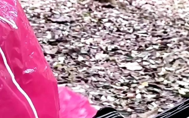indian desi teen girl loves to eat cum while fucking