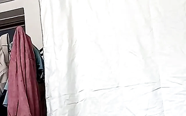 Young ValenPink introduces us to her 55yo sugardaddy!