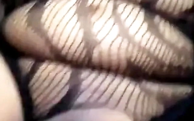 Hot girl has sex with the waiter