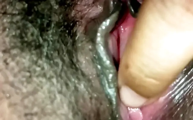 Bhabhi Ko Devar Ne Kitchen Se Bedroom Me Bulakar Choda Viral Hindi Sex Mms Hindi Voice