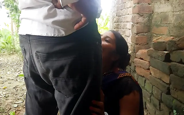 Desi cheating indian girlfriend creampie pussy fucking sex