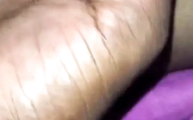 Sexy Rachna Turns Lusty on Hills with Room Service Guy