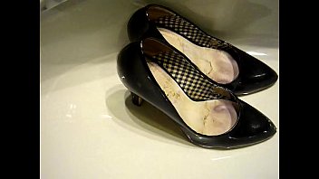 porn t office pumps piss video